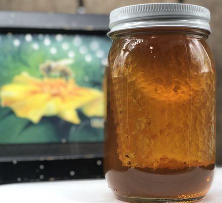 Chunk Honey. 24oz of honey with 11oz of comb but from the frame. Only $24