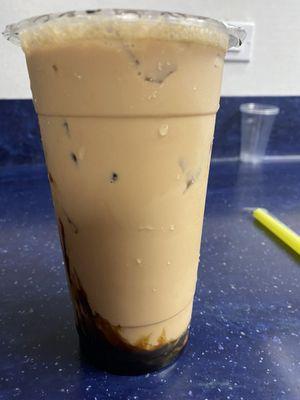 Loves this tiger milk tea, with less boba.