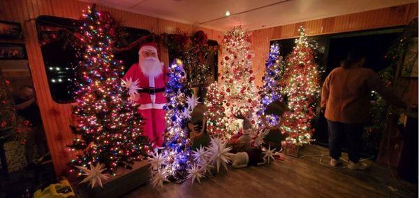 For our 2 hour holiday cruise, we've professionally "Decked the Halls" of the Song of the Chattahoochee .