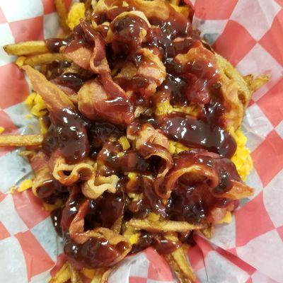 Loaded hand cut bbq fries!!