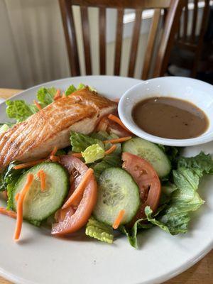 Salmon salad