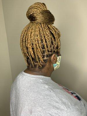 Knotless braids