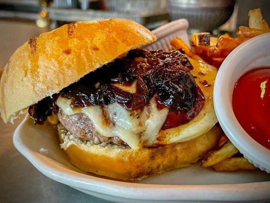 The burger to end all burgers. If French Onion soup and the best burger ever made a baby, this is the baby you'd want to eat.