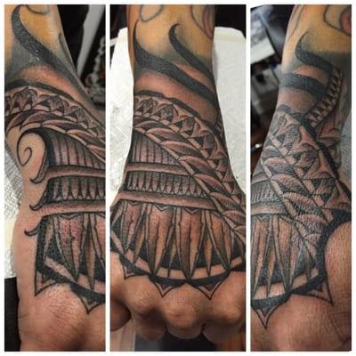 Custom / freehand Polynesian hand piece. Artist: PAKZ