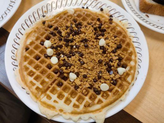 S'mores waffle