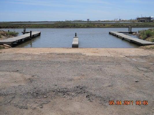 Boat ramps free - if a minimum $5.00 bait purchase made here.