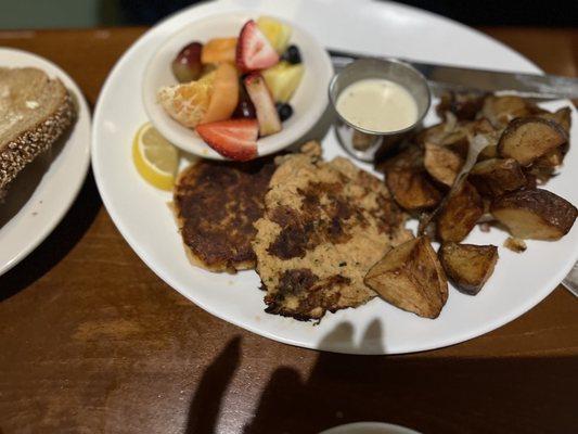 Salmon Cakes