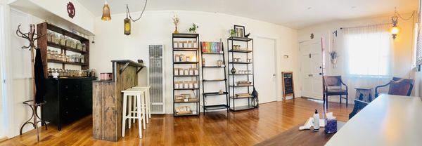 The most clean, serene and beautiful waiting area with lots of self care items such as teas and herbs!