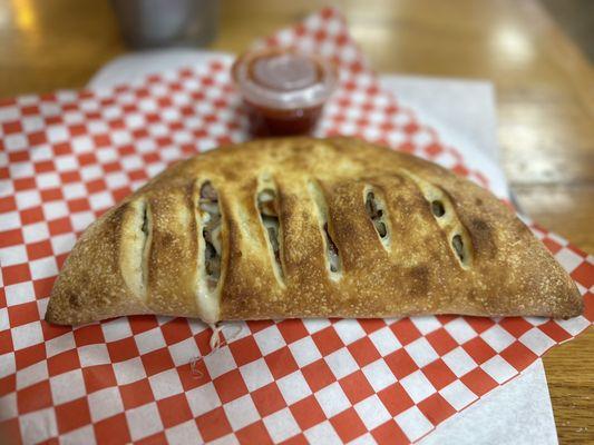 Meat, pie calzone, perfection