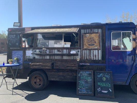 Sunshine Alchemy food truck!