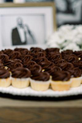 Chocolate mini cupcakes