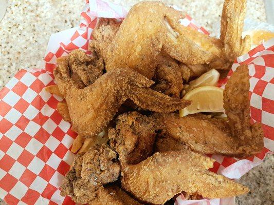 6 piece wings and fries