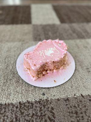 Rose cake, post-lick