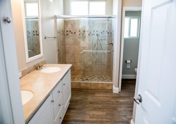 Tile Shower w/ corian countertops