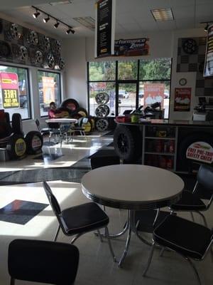 Les Schwab Tire Center