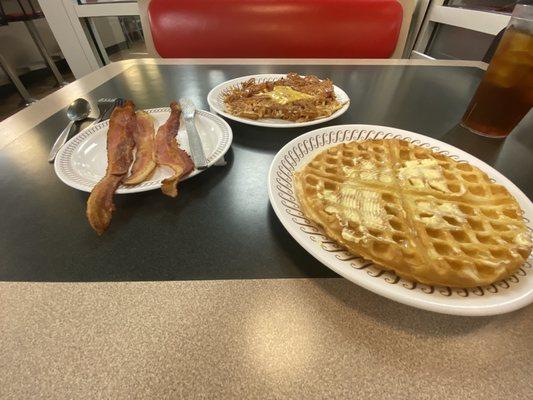 A perfect Waffle House dinner.