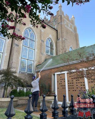 St John's Lutheran Church - W Innes St, Historic Salisbury, NC

Organic stain removal from terra cotta.