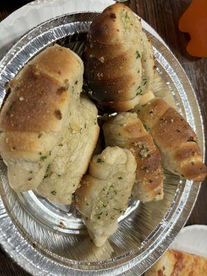 Garlic knots