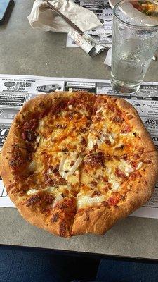 Personal pizza with bacon & onion!!!