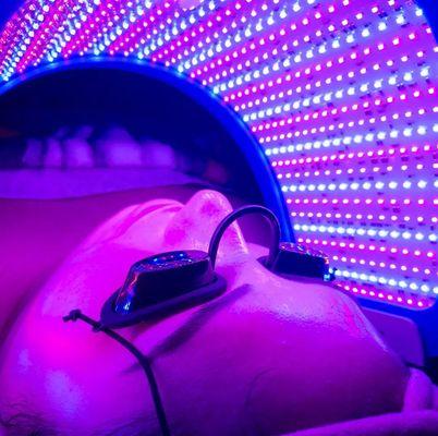 Treatment: LED light therapy