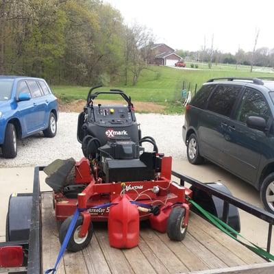 Everyone wants their lawns to look good and commercial grade mowers can deliver the quality you want.