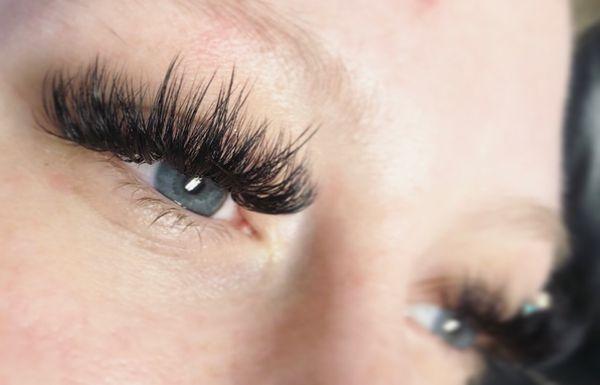 Strip lash look - Mega