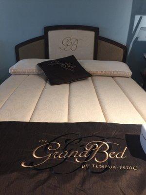 Grand Bed!!!!