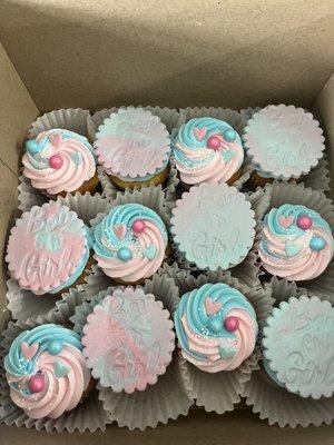 Gender Reveal Cupcakes!