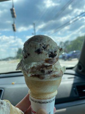 Celebrating the last day of school with Bruster's!  Ft. Eclair brownie.