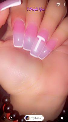 i highley reccomand this nail place. !!! i love my nails.,