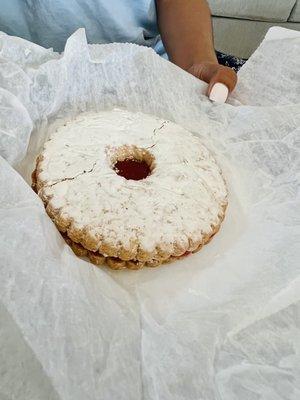 Linzer cookie