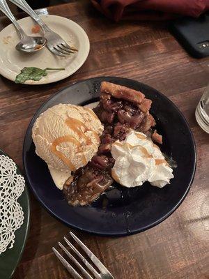 Bourbon pecan pie a la mode