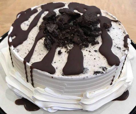 Our Oreo Mini Cake!