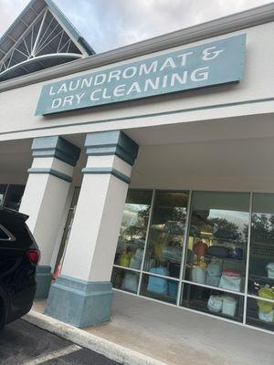 Total Laundry Services in Destin