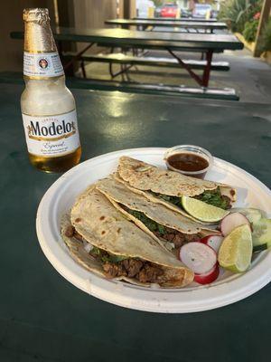 3 regular tacos asada