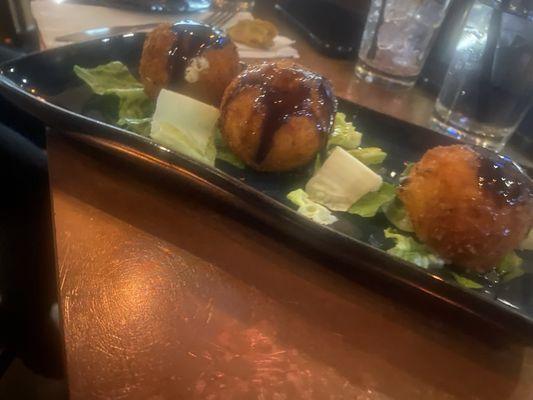 Fried goat cheese balls