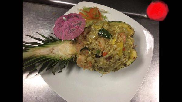 Pineapple fried rice