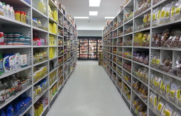 clean and organized aisle