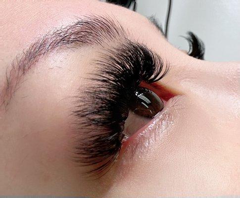 Eyelash extension