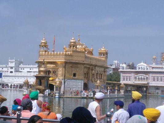 golden temple in punjab india