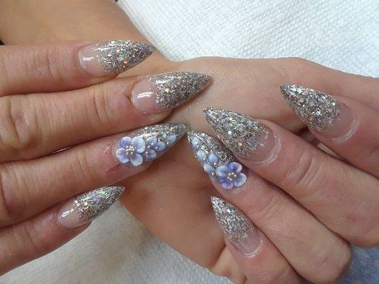 Nail design from  Dip Nail Spa