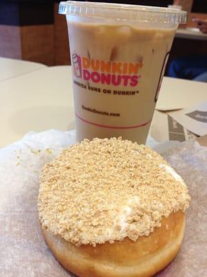 Pumpkin pie donut and pumpkin white chocolate iced latte