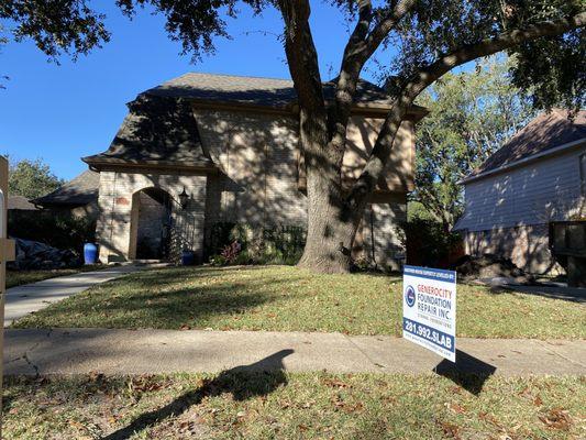 Hybrid project in Houston with piers outside and polyurethane in middle