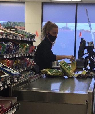 Cashier wearing mask incorrectly