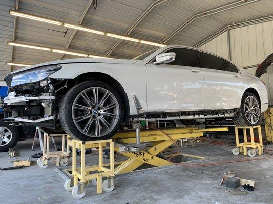 Bmw 740 Undercarriage damage