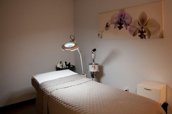 We offer relaxing and rejuvenating facials with our wonderful aesthetician.