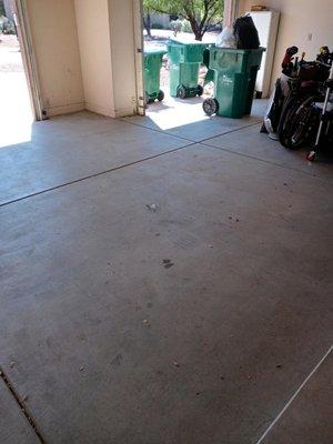 Do You Need A Team To Get Your Garage Pristine? Give Us A Call At Vista Clean 520-288-8677