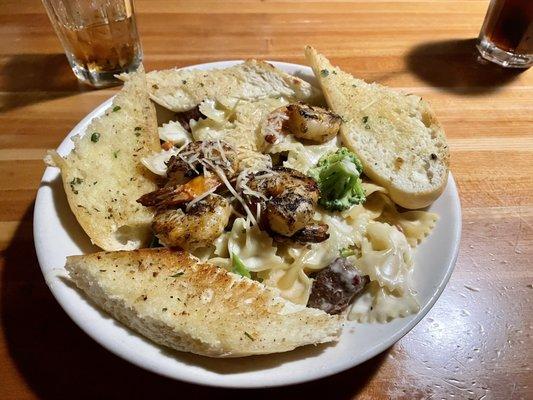 Filet and Shrimp Pasta