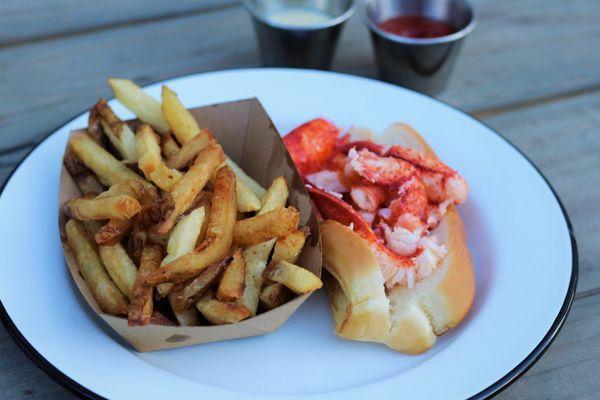 Lobster roll