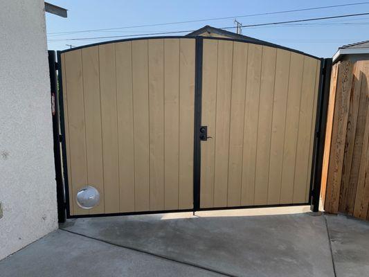 New Driveway Gate
 (Viewed from Driveway)